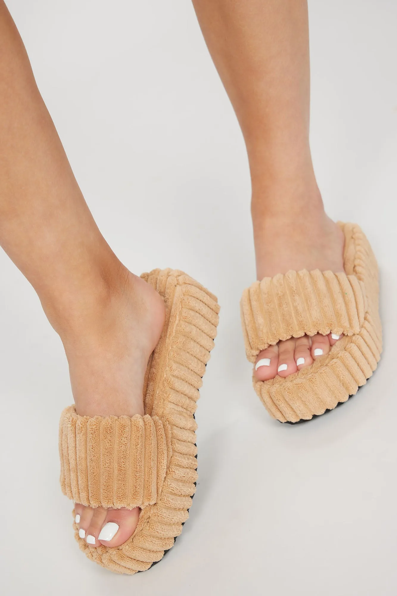 Amika Flatforms - Nude