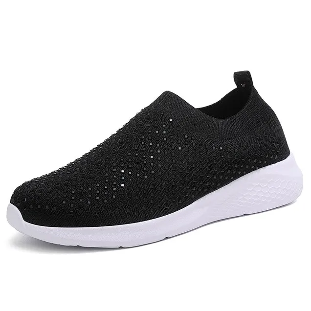 Baruta Women's Slip-On Black Shoes