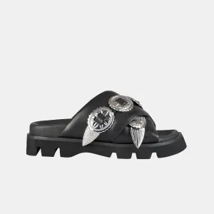 Concho Footbed Black/Silver