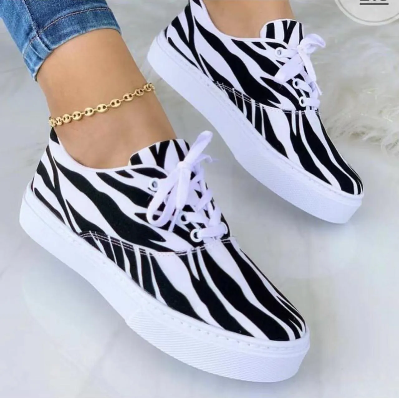 Lace-Up Flats Shoes Print Canvas Fashion Walking Sneakers Women - GlamzLife