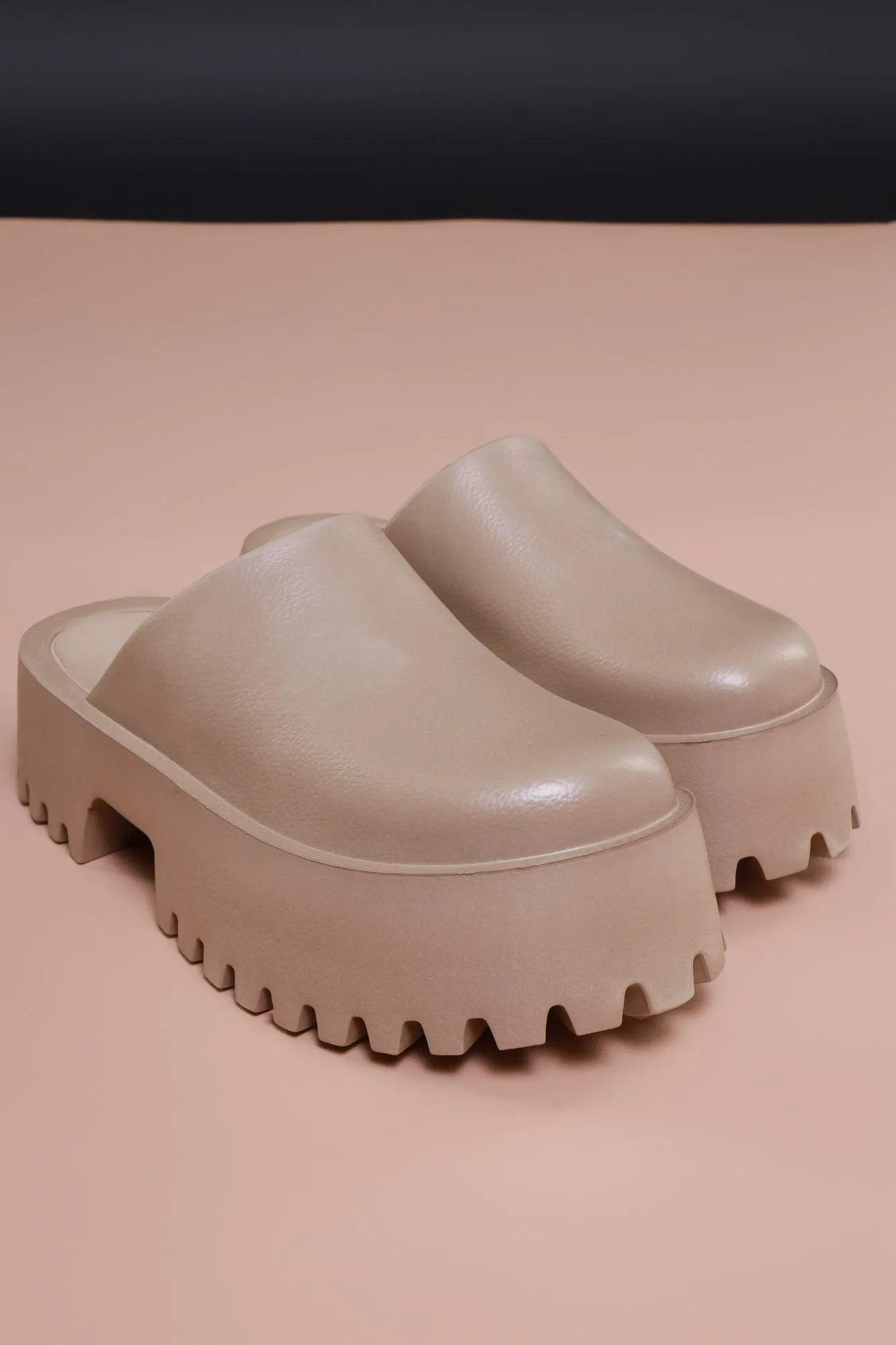 No Such Luck Platform Chunky Slides - Taupe