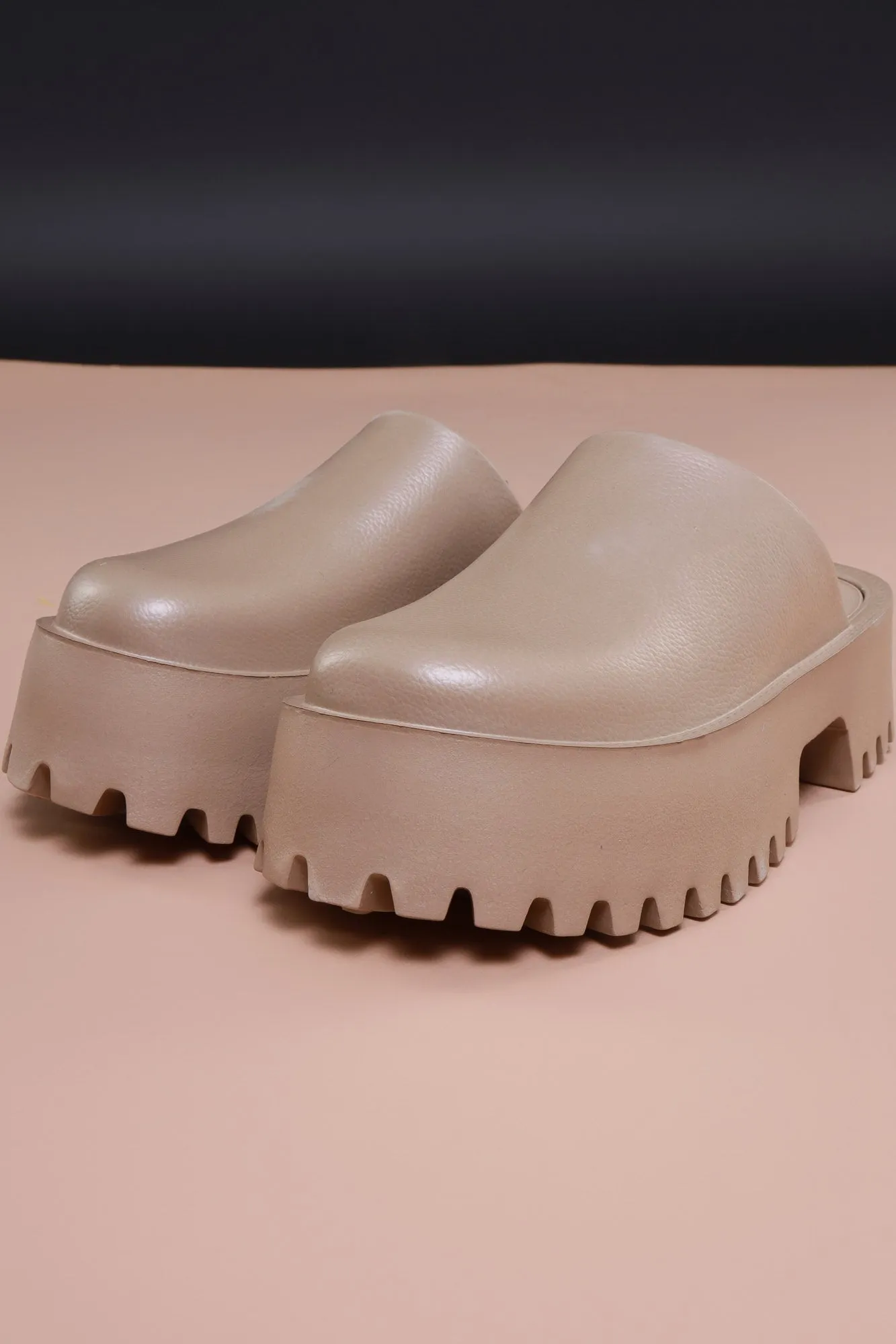 No Such Luck Platform Chunky Slides - Taupe